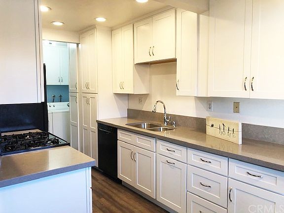 2nd image of 916 S Mountain Ave APT B