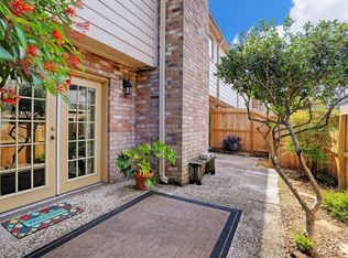 10242 Briar Forest Dr, Houston, TX 77042
