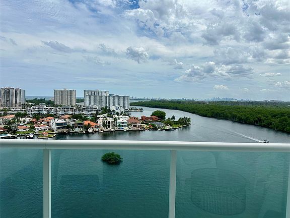 3rd image of 400 Sunny Isles Blvd APT 1401