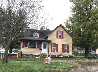 602 E 3rd St, Maryville, MO 64468