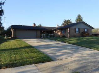 3159 Sherwood Park Dr, Springfield, OH 45505