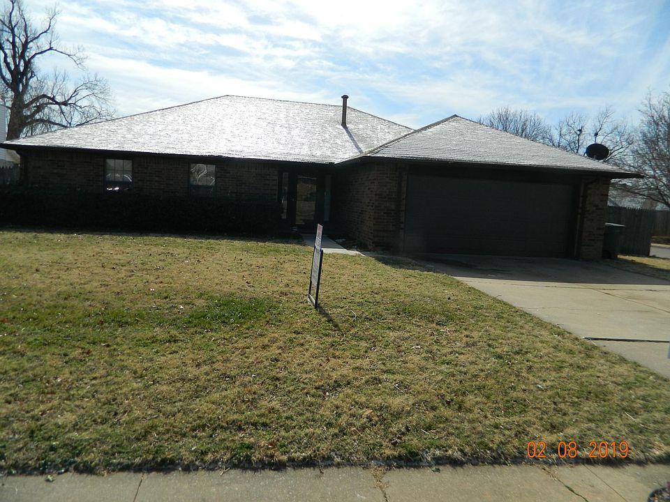 910 Gemini Rd., Edmond, OK