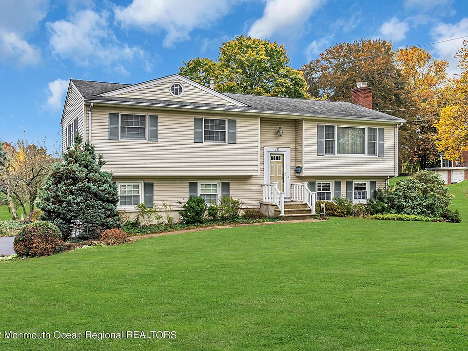 1st image of 70 Reynolds Dr