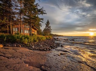 446 Old North Shore Rd, Two Harbors, MN 55616