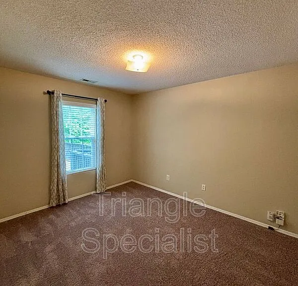7 Thorton Ct — Photo 22