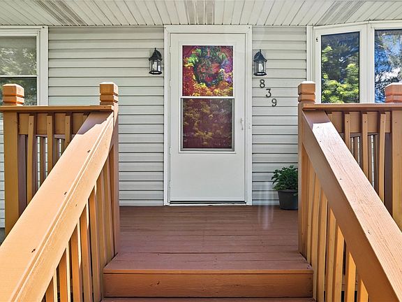 5th image of 839 Crowley Rd