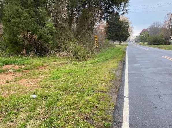 148-151&-229 233rd S, Statesville, NC 28625