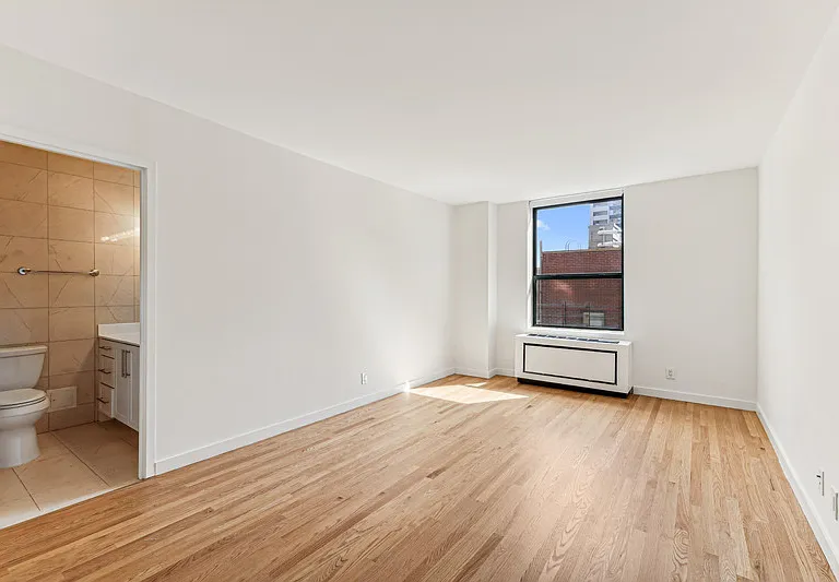 247 W 87th St #10K — Photo 7