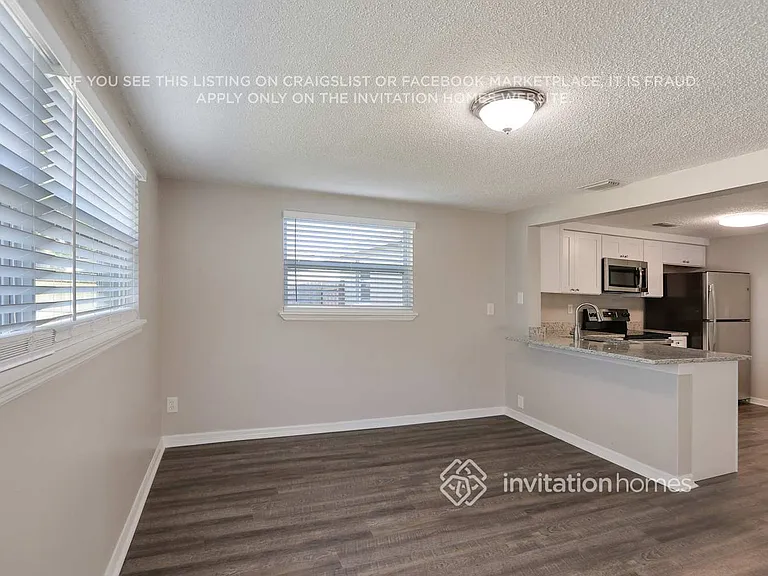 3423 Garfield Dr — Photo 7