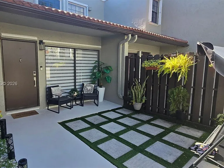 15370 SW 104th Ter #7 — Photo 1