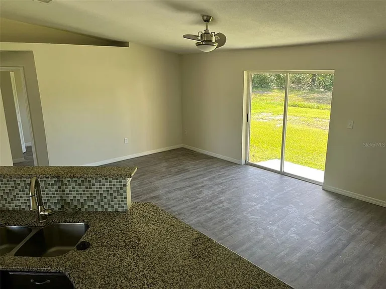 408 Mallard Way — Photo 9