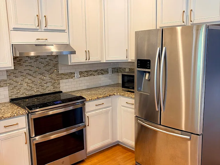 1706 Autumn Ridge Dr — Photo 10