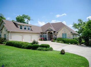 630 Bayview Dr, Kerens, TX 75144