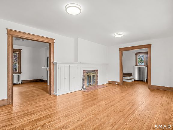 4th image of 88 Coniston Avenue
