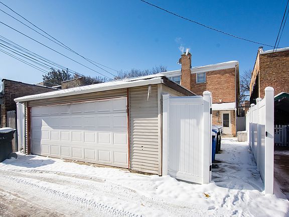 5th image of 5823 N Maplewood Ave