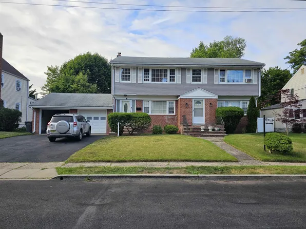 89 Tulip St, Bergenfield, NJ 07621
