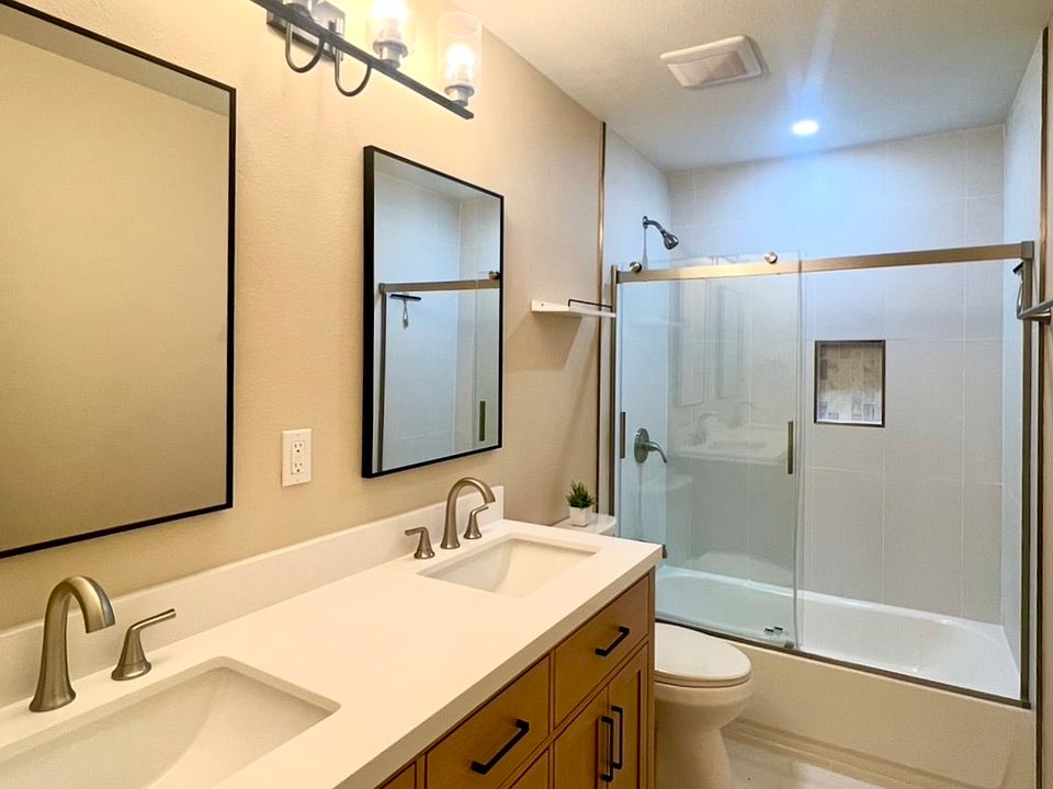 Brand New Primary Bathroom with Dual Sinks!