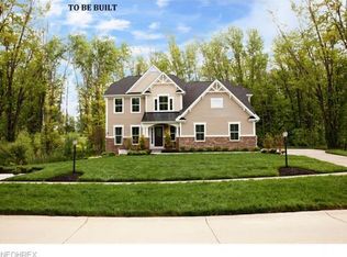 3008 Clearbrook Dr, Avon, OH 44011