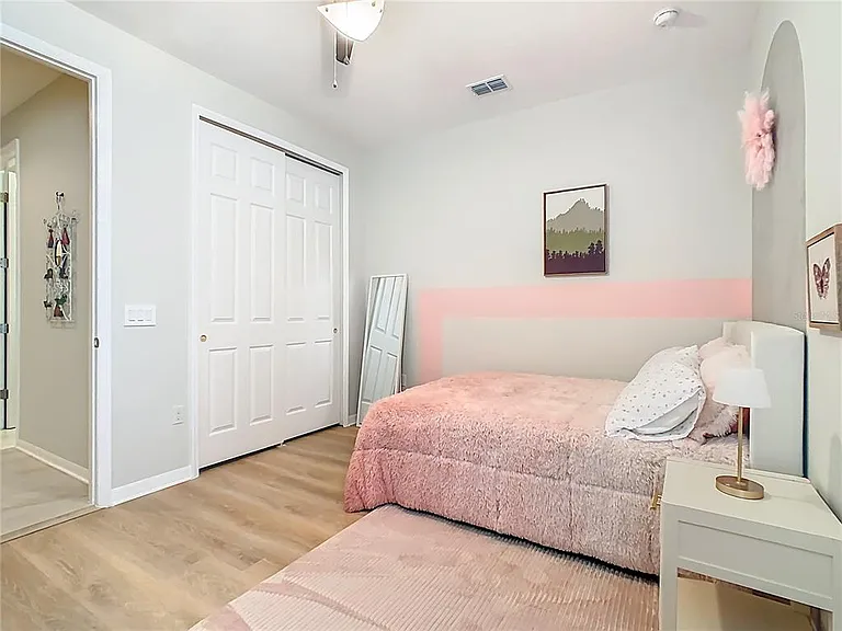 790 Carmel Ln — Photo 35