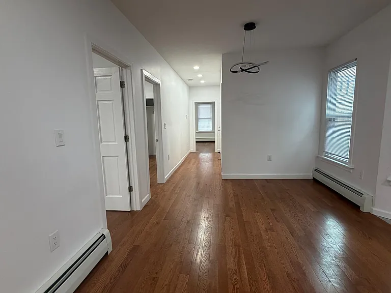 49 Mercer St #1 — Photo 4