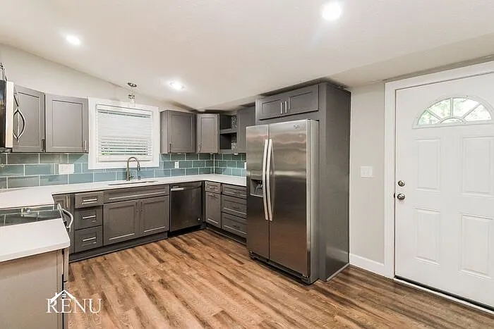 2 bed, 2.0 bath, 1243 sqft, $2,200 — Photo 4