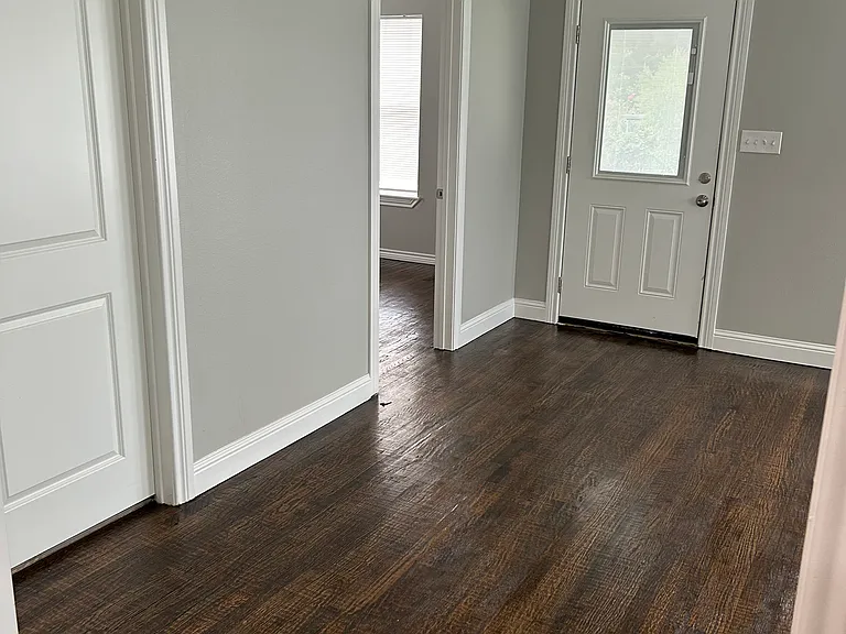 609 S Palmer Ave — Photo 4