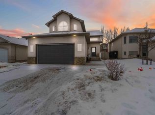 1304 Oakland Cres, Devon, AB