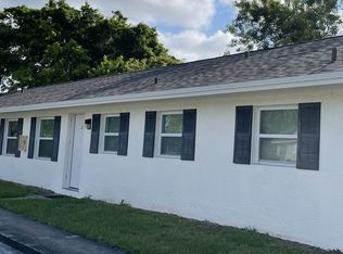 575 13th Pl UNIT 2, Vero Beach, FL 32960