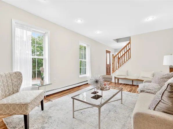 18 Jenkins Court, Ossining, NY 10562