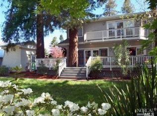 19350 Riverside Dr, Sonoma, CA 95476
