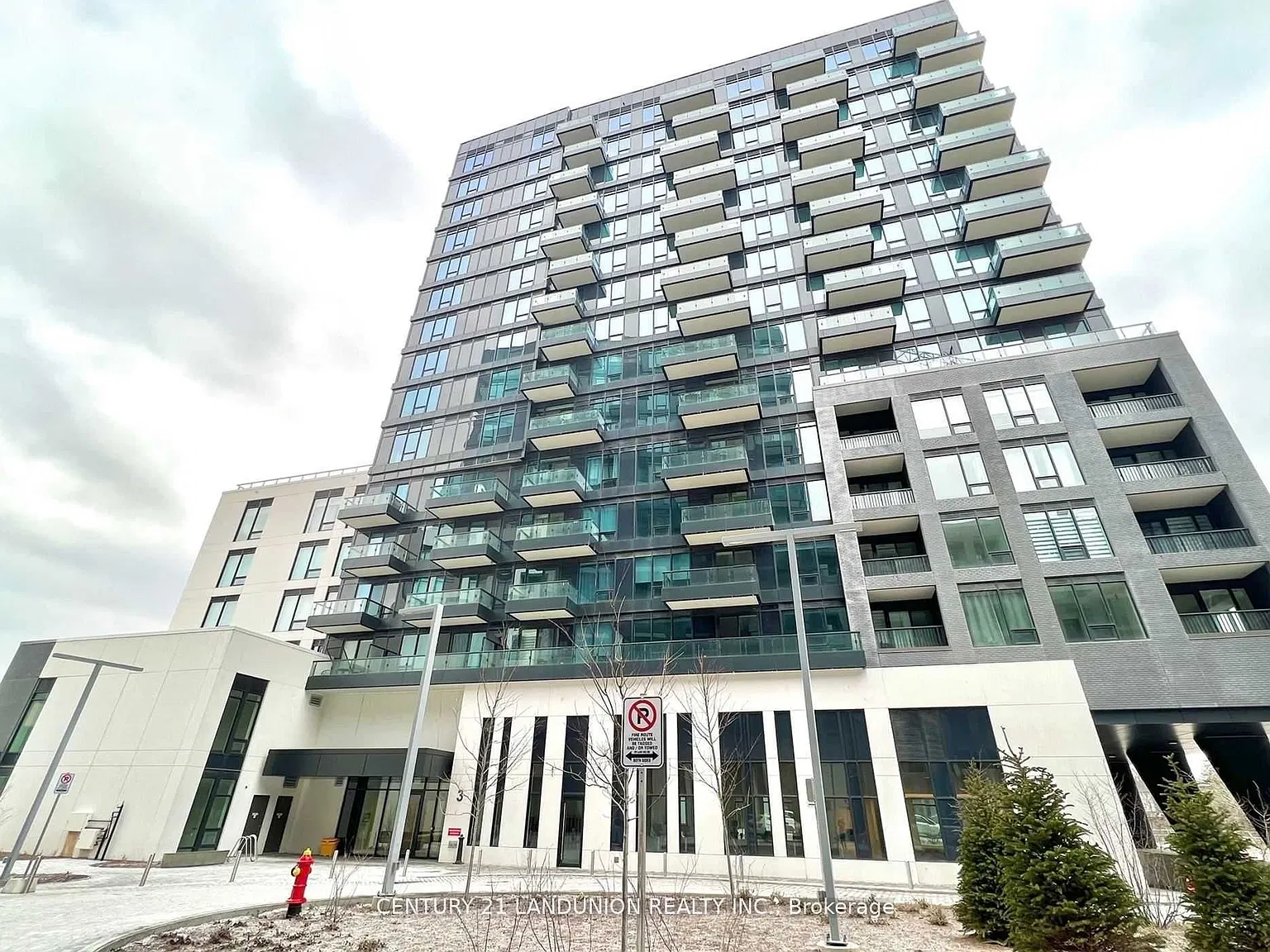 2 bed, $2,350 — Photo 1