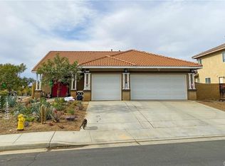 25697 Papillon Ct, Sun City, CA 92585