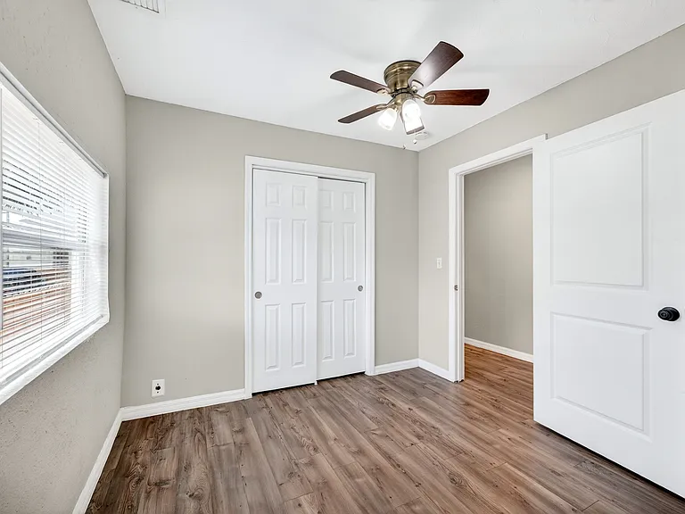 1716 E Columbus Dr #A — Photo 27