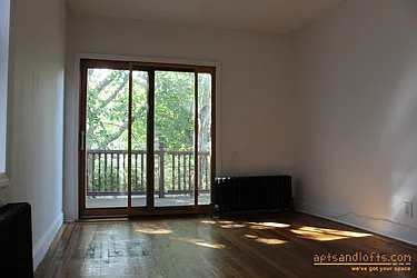 Rented by aptsandlofts.com