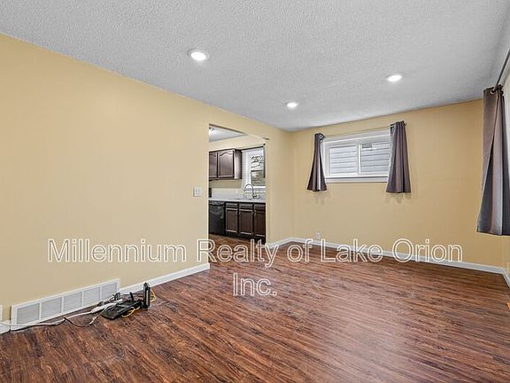 5th image of 5394 Drayton Rd