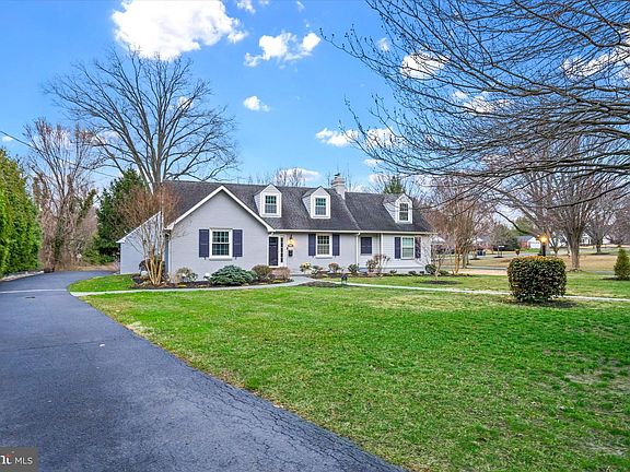 4th image of 801 Hopeton Rd