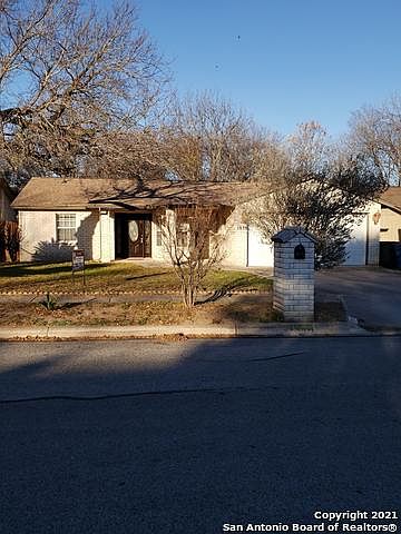 1st image of 3839 Pipers Crest St