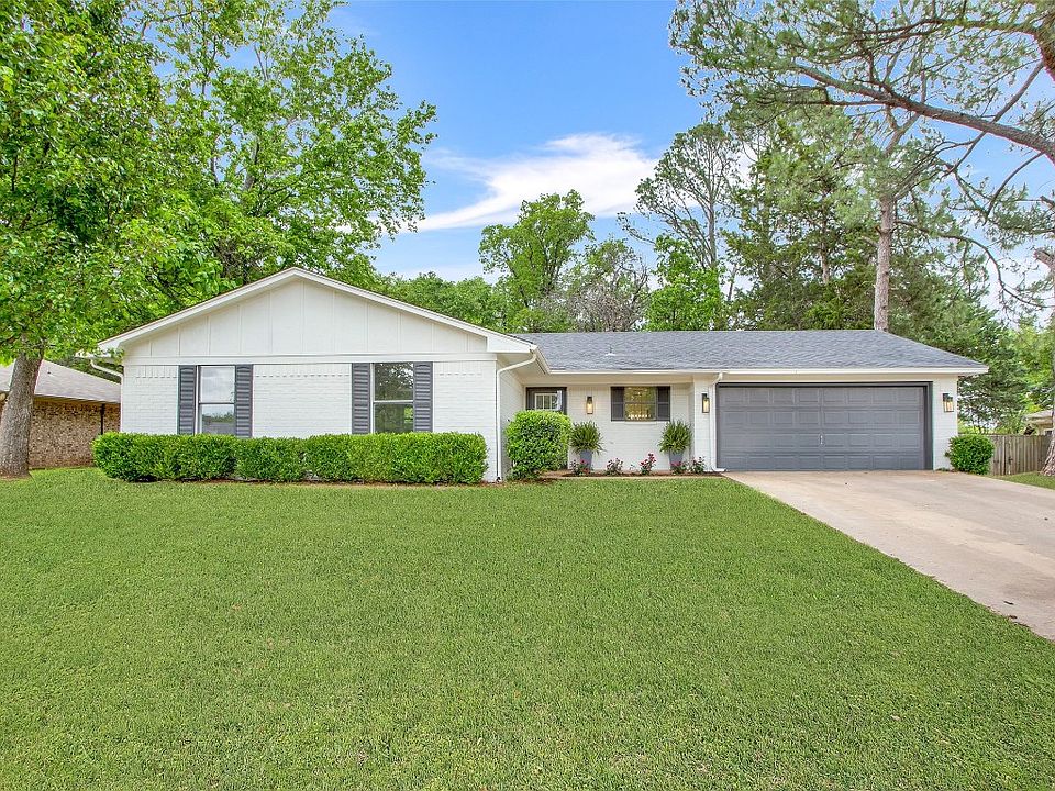 2403 Arapaho Dr, Denison, TX 75020 | Zillow