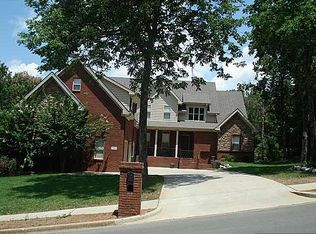 2503 Oakwood Ave NE, Huntsville, AL 35811
