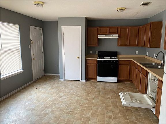 5th image of 11809 Savanna Canyon Ct