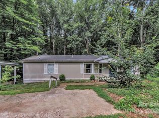 5 Valleywood Ct, Asheville, NC 28803