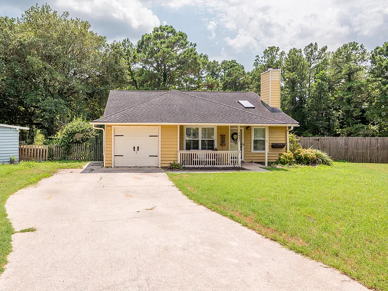 1457 Cypress Ct — Photo 20