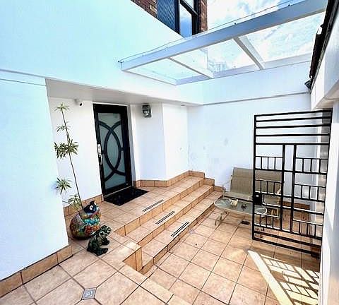2nd image of 1540 NE Quayside Terrace #D1