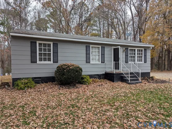 5511 Cedon Rd, Woodford, VA 22580