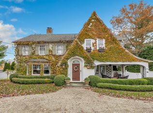 889 Old Post Rd, Fairfield, CT 06824