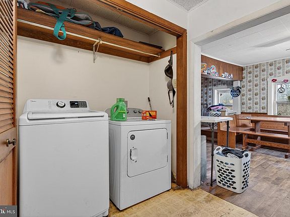 5th image of 272 Slackwater Rd