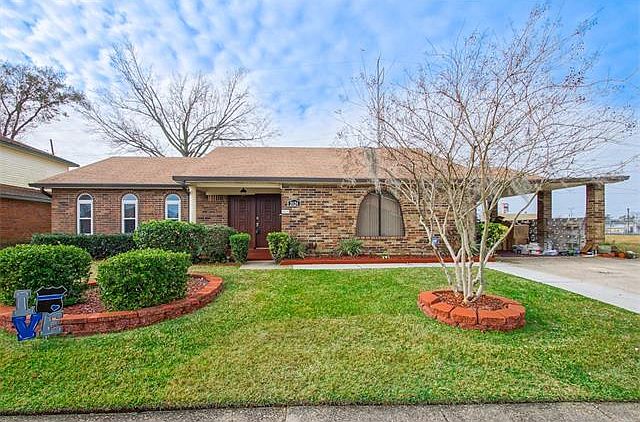 1st image of 2024 S Glencove Ln