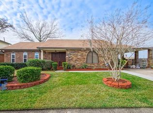 2024 S Glencove Ln, Gretna, LA 70056
