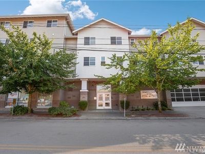2401 SW Brandon St APT 208, Seattle, WA, 98106