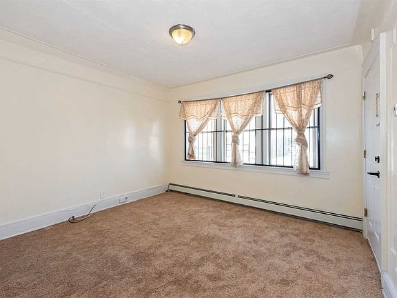 2nd image of 17728 105th Ave